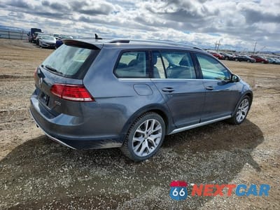 Trzecie zdjęcie samochodu z tyłu: 2019 VOLKSWAGEN GOLF ALLTRACK S VIN:3VWM17AU2KM500280 - miniatura