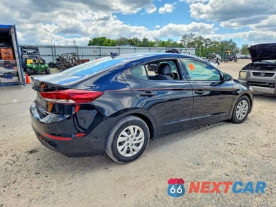 Trzecie zdjęcie samochodu z tyłu: 2017 HYUNDAI ELANTRA SE VIN:5NPD74LF3HH212118 - miniatura