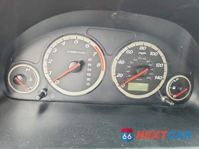 Zdjęcie 9 z 14 samochodu: 2002 HONDA CR-V LX VIN:JHLRD68452C000280 - miniatura