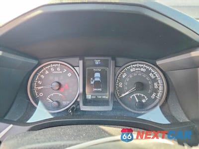 Zdjęcie 9 z 12 samochodu: 2016 TOYOTA TACOMA TRD SPORT VIN:5TFSZ5AN0GX006095 - miniatura