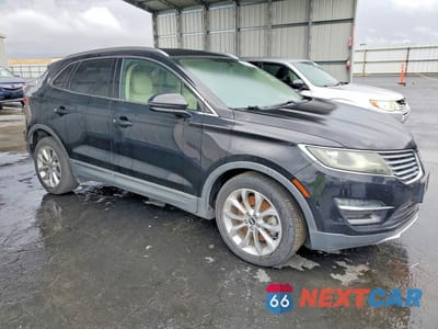 Czwarte zdjęcie samochodu z boku: 2016 LINCOLN MKC SELECT VIN:5LMCJ2C9XGUJ19007 - miniatura