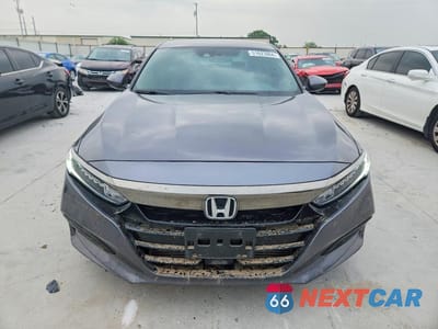 Piąte zdjęcie samochodu w środku: 2018 HONDA ACCORD SPORT VIN:1HGCV1F37JA202451 - miniatura