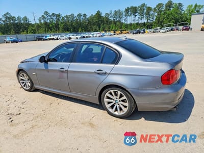 Drugie zdjęcie samochodu z przodu: 2011 BMW 328 I VIN:WBAPH7C57BE678576 - miniatura