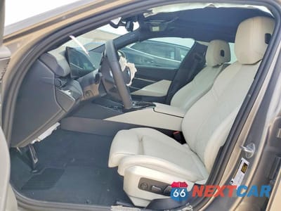 Zdjęcie 7 z 12 samochodu: 2026 BMW 530 I VIN:WBA43FJ06TCV41290 - miniatura
