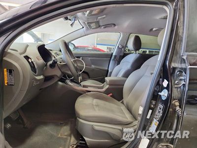 Zdjęcie 7 z 13 samochodu: 2011 KIA SPORTAGE LX VIN:KNDPBCA25B7068136 - miniatura