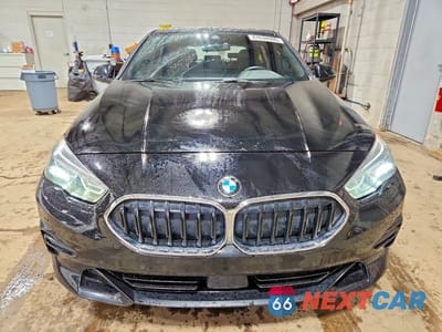 Piąte zdjęcie samochodu w środku: 2021 BMW 228XI VIN:WBA73AK05M7G69872 - miniatura