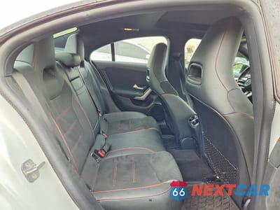 Zdjęcie 10 z 12 samochodu: 2024 MERCEDES-BENZ CLA 250 4MATIC VIN:W1K5J4HB3RN450442 - miniatura