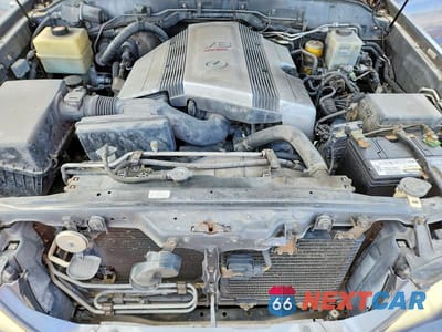 Zdjęcie 12 z 13 samochodu: 2005 LEXUS LX 470 VIN:JTJHT00W453549086 - miniatura