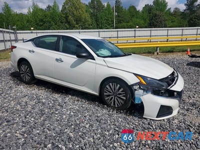 Czwarte zdjęcie samochodu z boku: 2025 NISSAN ALTIMA SV VIN:1N4BL4DV6SN359233 - miniatura