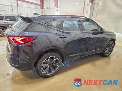 Trzecie zdjęcie samochodu z tyłu: 2020 CHEVROLET BLAZER RS VIN:3GNKBERS7LS533259 - miniatura