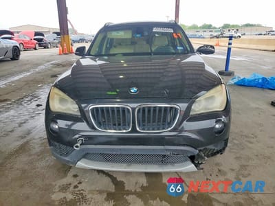 Piąte zdjęcie samochodu w środku: 2014 BMW X1 SDRIVE28I VIN:WBAVM1C55EVW48254 - miniatura