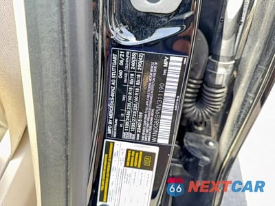 Zdjęcie 10 z 10 samochodu: 2021 MERCEDES-BENZ GLC 300 4MATIC VIN:W1N0G8EB9MV311190 - miniatura