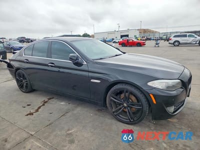 Czwarte zdjęcie samochodu z boku: 2011 BMW 528 I VIN:WBAFR1C55BC745533 - miniatura