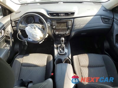 Zdjęcie 8 z 13 samochodu: 2018 NISSAN ROGUE SV VIN:KNMAT2MT9JP601704 - miniatura