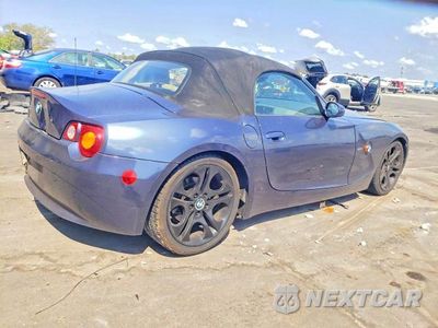 Trzecie zdjęcie samochodu z tyłu: 2004 BMW Z4 3.0 VIN:4USBT53584LU08409 - miniatura