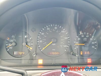 Zdjęcie 9 z 13 samochodu: 2002 MERCEDES-BENZ ML 500 VIN:4JGAB75E92A323547 - miniatura