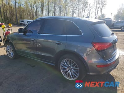 Drugie zdjęcie samochodu z przodu: 2017 AUDI Q5 PREMIUM PLUS VIN:WA1M2AFP0HA075089 - miniatura
