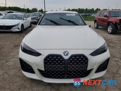 Piąte zdjęcie samochodu w środku: 2023 BMW M440XI GRAN COUPE VIN:WBA13AW08PFN57302 - miniatura