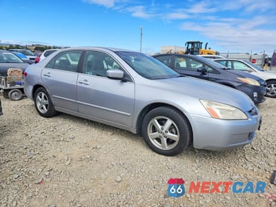 Czwarte zdjęcie samochodu z boku: 2004 HONDA ACCORD EX VIN:JHMCM56704C011778 - miniatura
