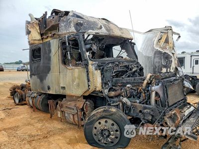 Zdjęcie 9 z 10 samochodu: 2018 VOLVO VNL SEMI TRUCK VIN:4V4NC9EH6JN994680 - miniatura
