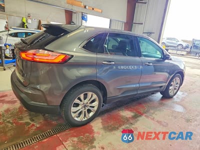 Trzecie zdjęcie samochodu z tyłu: 2022 FORD EDGE TITANIUM VIN:2FMPK4K94NBA63969 - miniatura