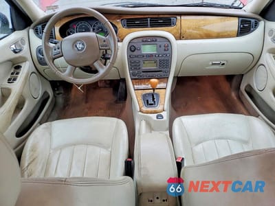Zdjęcie 8 z 12 samochodu: 2007 JAGUAR X-TYPE 3.0 VIN:SAJWA51AX7WJ06878 - miniatura