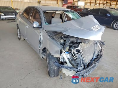 Czwarte zdjęcie samochodu z boku: 2010 KIA FORTE EX VIN:KNAFU4A25A5826639 - miniatura