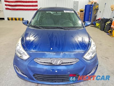 Piąte zdjęcie samochodu w środku: 2017 HYUNDAI ACCENT SE VIN:KMHCT5AE5HU346959 - miniatura