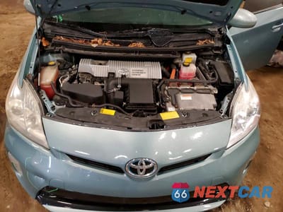 Zdjęcie 11 z 12 samochodu: 2012 TOYOTA PRIUS TWO VIN:JTDKN3DU7C5410875 - miniatura