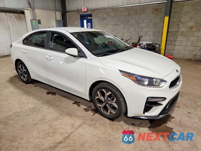 Czwarte zdjęcie samochodu z boku: 2020 KIA FORTE LXS VIN:3KPF24AD9LE207012 - miniatura