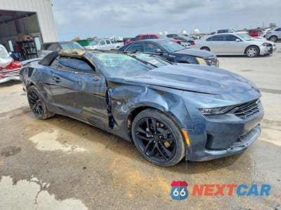 Czwarte zdjęcie samochodu z boku: 2023 CHEVROLET CAMARO LT VIN:1G1FD3DS6P0149933 - miniatura
