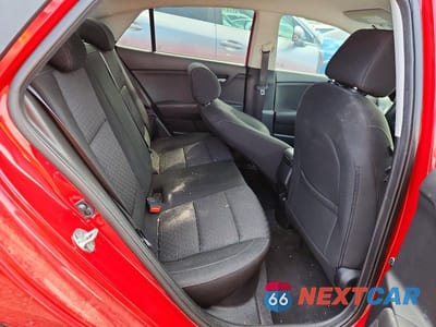 Zdjęcie 10 z 13 samochodu: 2022 KIA RIO S VIN:3KPA24AD9NE490864 - miniatura