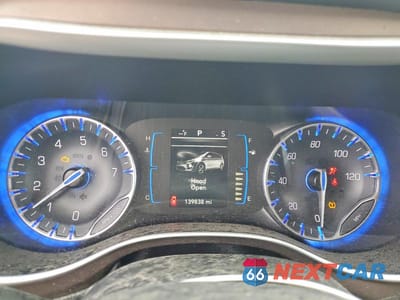 Zdjęcie 9 z 13 samochodu: 2017 CHRYSLER PACIFICA TOURING L VIN:2C4RC1BG2HR505442 - miniatura