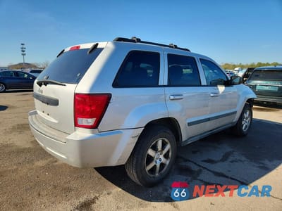 Trzecie zdjęcie samochodu z tyłu: 2009 JEEP GRAND CHEROKEE LAREDO VIN:1J8GS48K89C523678 - miniatura