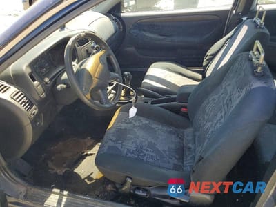 Zdjęcie 7 z 12 samochodu: 2002 MITSUBISHI MIRAGE DE VIN:JA3AY11A92U056491 - miniatura