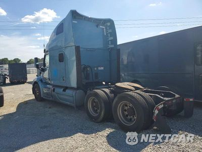 Trzecie zdjęcie samochodu z tyłu: 2021 PETERBILT 579 SEMI TRUCK VIN:1XPBD49X0MD746823 - miniatura