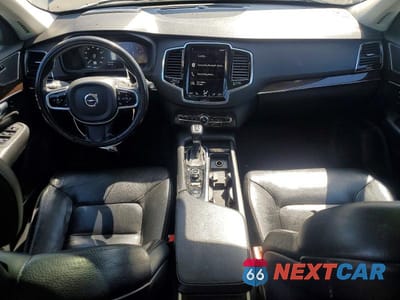 Zdjęcie 8 z 13 samochodu: 2017 VOLVO XC90 T6 VIN:YV4A22PK8H1105194 - miniatura