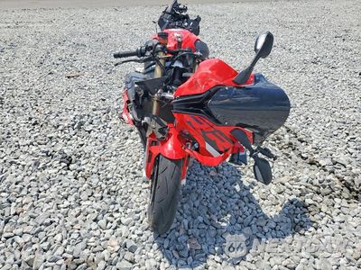 Drugie zdjęcie samochodu z przodu: 2024 BMW S 1000 RR VIN:WB10E6309R6K33835 - miniatura
