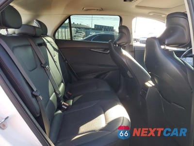 Zdjęcie 10 z 12 samochodu: 2023 KIA NIRO EV WAVE VIN:KNDCT3L16P5015447 - miniatura