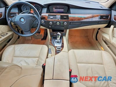 Zdjęcie 8 z 11 samochodu: 2008 BMW 528 I VIN:WBANU53558CT11882 - miniatura