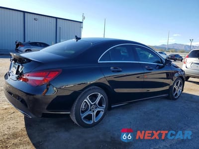 Trzecie zdjęcie samochodu z tyłu: 2019 MERCEDES-BENZ CLA 250 VIN:WDDSJ4EB0KN763445 - miniatura