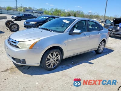 2010 FORD FOCUS SEL 1FAHP3HN1AW212040 - główne zdjęcie licytacji z USA - miniatura