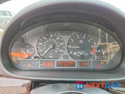 Zdjęcie 9 z 12 samochodu: 1999 BMW 328 I AUTOMATIC VIN:WBAAM5335XFR05110 - miniatura