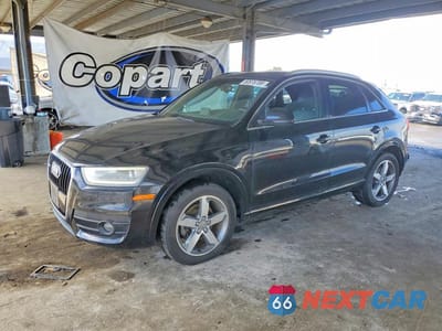 2015 AUDI Q3 WA1EFCFS5FR004722 - główne zdjęcie licytacji z USA - miniatura