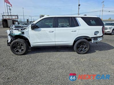 Zdjęcie 11 z 12 samochodu: 2022 CHEVROLET TAHOE K1500 VIN:1GNSKLED8NR304848 - miniatura