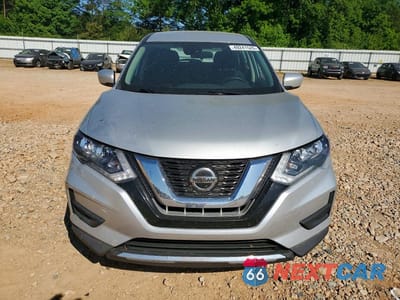 Piąte zdjęcie samochodu w środku: 2019 NISSAN ROGUE S VIN:5N1AT2MT9KC811918 - miniatura