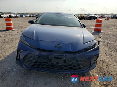 Piąte zdjęcie samochodu w środku: 2025 TOYOTA CAMRY SE VIN:4T1DAACK8SU206742 - miniatura