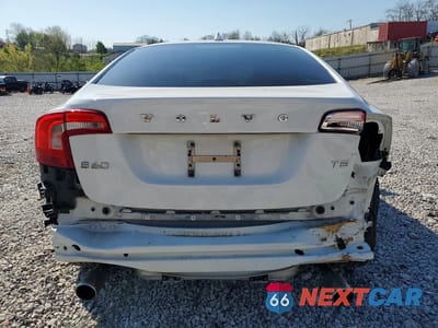 Zdjęcie 6 z 13 samochodu: 2017 VOLVO S60 VIN:YV126MFL0H2434512 - miniatura
