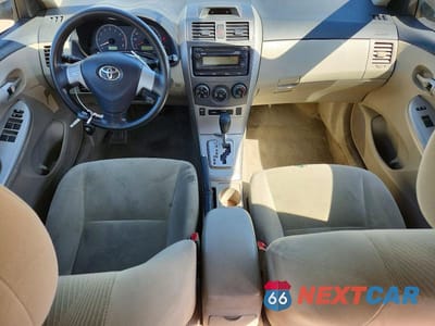 Zdjęcie 8 z 12 samochodu: 2012 TOYOTA COROLLA LE VIN:2T1BU4EE9CC822850 - miniatura