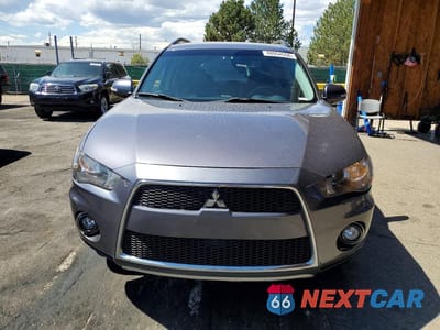Piąte zdjęcie samochodu w środku: 2010 MITSUBISHI OUTLANDER SE VIN:JA4AS3AW0AZ016919 - miniatura
